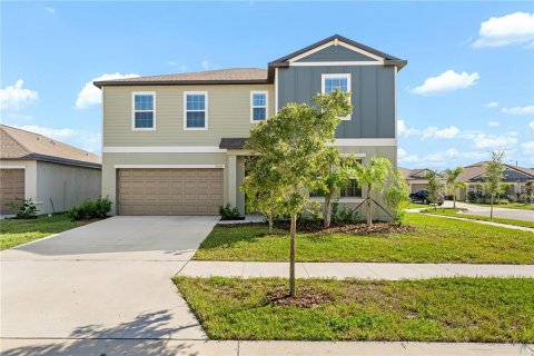 House in Wimauma, Florida 6 bedrooms, 312.34 sq.m. № 2429153 - photo 3