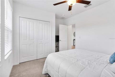 House in Wimauma, Florida 6 bedrooms, 312.34 sq.m. № 2429153 - photo 8