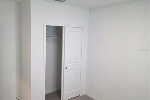 Casa en alquiler en Haines City, Florida, 3 dormitorios, 135.17 m2 № 1900190 - foto 8
