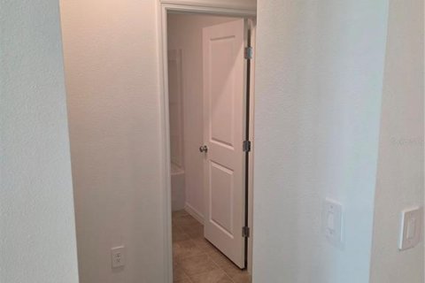 Casa en alquiler en Haines City, Florida, 3 dormitorios, 135.17 m2 № 1900190 - foto 9