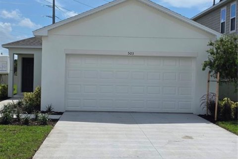 Casa en alquiler en Haines City, Florida, 3 dormitorios, 135.17 m2 № 1900190 - foto 1