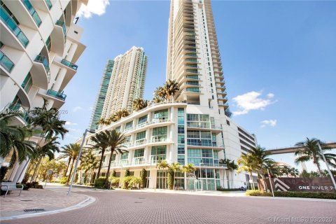 Copropriété à louer à Miami, Floride: 2 chambres, 100.24 m2 № 1999797 - photo 21