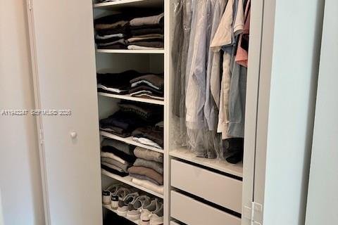 Copropriété à louer à Miami, Floride: 2 chambres, 100.24 m2 № 1999797 - photo 12