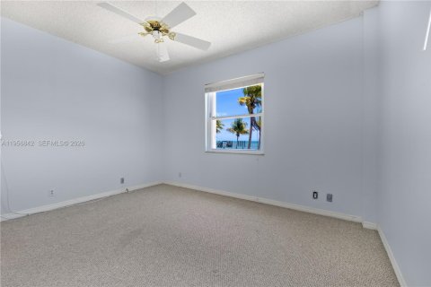 Copropriété à vendre à Marathon, Floride: 2 chambres, 112.78 m2 № 2010713 - photo 4