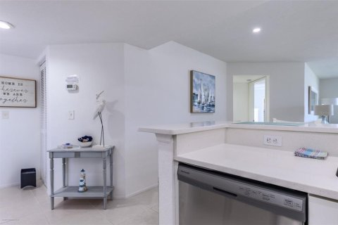 Copropriété à louer à Punta Gorda, Floride: 2 chambres, 108.51 m2 № 1801929 - photo 12