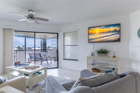 Copropriété à louer à Punta Gorda, Floride: 2 chambres, 108.51 m2 № 1801929 - photo 24