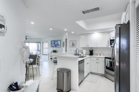 Copropriété à louer à Punta Gorda, Floride: 2 chambres, 108.51 m2 № 1801929 - photo 7