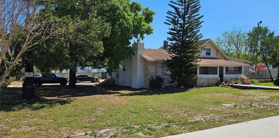 Villa ou maison à Orlando, Floride 4 chambres, 222.22 m2 № 1593361