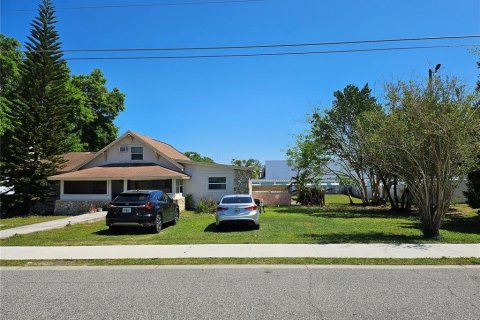 Villa ou maison à vendre à Orlando, Floride: 4 chambres, 222.22 m2 № 1593361 - photo 2