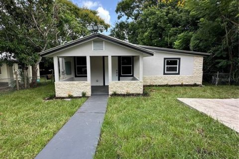 House in Avon Park, Florida 2 bedrooms, 115.2 sq.m. № 1909261 - photo 2