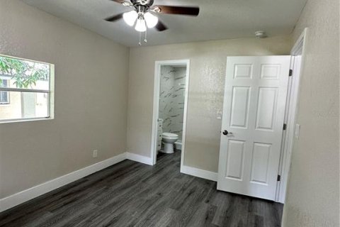 House in Avon Park, Florida 2 bedrooms, 115.2 sq.m. № 1909261 - photo 21