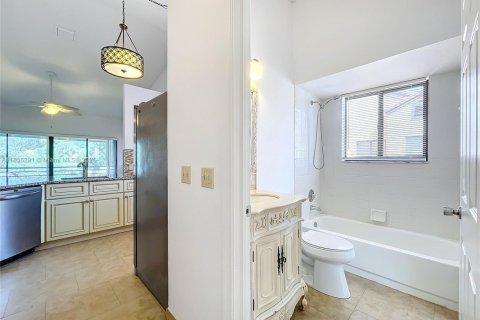 Condominio en venta en Boynton Beach, Florida, 2 dormitorios, 92.53 m2 № 1982547 - foto 30