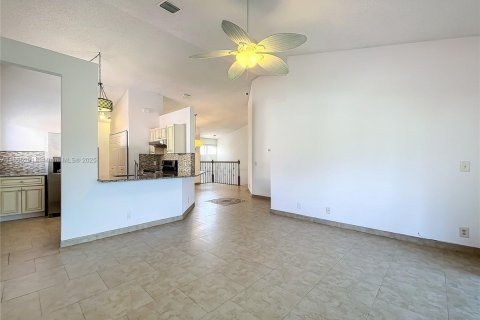 Condominio en venta en Boynton Beach, Florida, 2 dormitorios, 92.53 m2 № 1982547 - foto 19