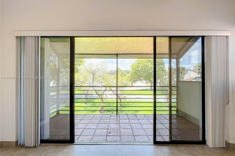 Condominio en venta en Boynton Beach, Florida, 2 dormitorios, 92.53 m2 № 1982547 - foto 18