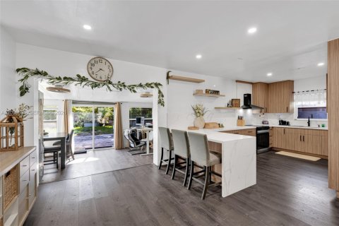 Villa ou maison à Fort Lauderdale, Floride 4 chambres, 133.59 m2 № 2395519