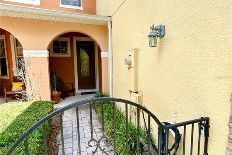Touwnhouse à louer à Oviedo, Floride: 3 chambres, 144.74 m2 № 2390877 - photo 5
