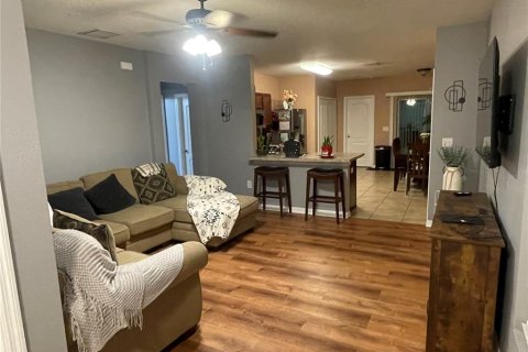 Villa ou maison à louer à Wimauma, Floride: 3 chambres, 123.84 m2 № 2390873 - photo 2