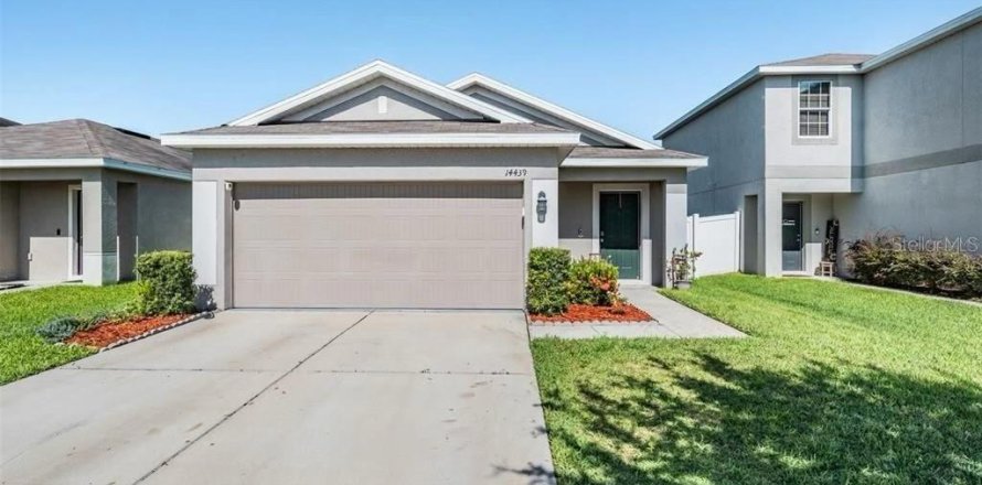 Villa ou maison à Wimauma, Floride 3 chambres, 123.84 m2 № 2390873