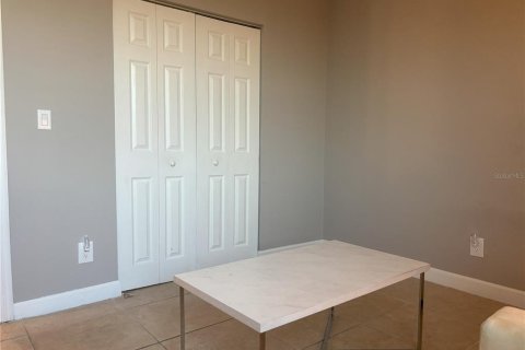 Condominio en venta en Sarasota, Florida, 2 dormitorios, 80.45 m2 № 1734232 - foto 16