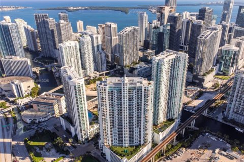 Condominio en venta en Miami, Florida, 2 dormitorios, 103.49 m2 № 1983336 - foto 28