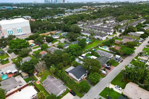 Villa ou maison à vendre à Fort Lauderdale, Floride: 2 chambres, 123.56 m2 № 2401501 - photo 22