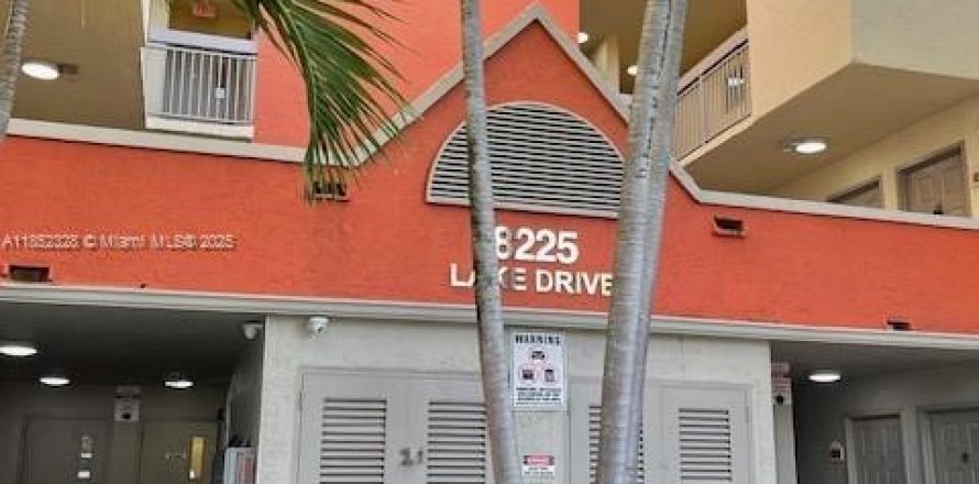 Condo in Doral, Florida, 1 bedroom  № 1877664