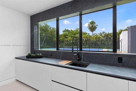 Купить виллу или дом в Пайнкрест, Флорида 8 спален, 805.74м2, № 2040439 - фото 29