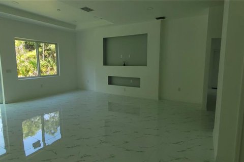 Casa en venta en Punta Gorda, Florida, 3 dormitorios, 153.94 m2 № 2097576 - foto 10
