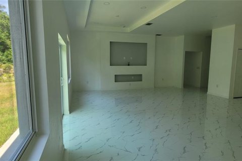 Casa en venta en Punta Gorda, Florida, 3 dormitorios, 153.94 m2 № 2097576 - foto 5