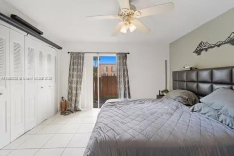 Copropriété à louer à Miami Lakes, Floride: 1 chambre, 50.54 m2 № 1945676 - photo 13