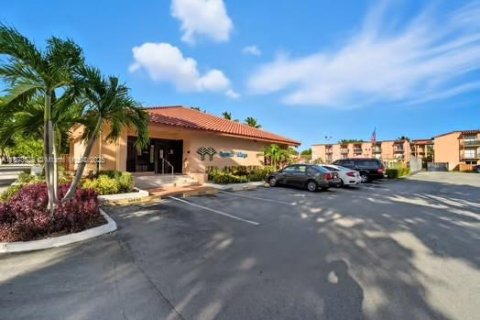 Copropriété à louer à Miami Lakes, Floride: 1 chambre, 50.54 m2 № 1945676 - photo 19