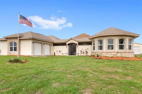 Casa en venta en Polk City, Florida, 4 dormitorios, 324.14 m2 № 1793795 - foto 1