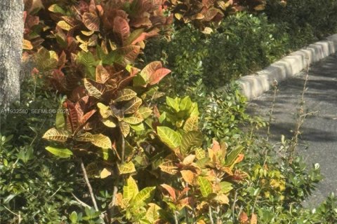 Townhouse in Miami Gardens, Florida 3 bedrooms, 159.42 sq.m. № 1991725 - photo 23