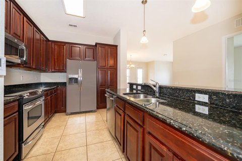 Condo in Orlando, Florida, 3 bedrooms  № 1827862 - photo 16