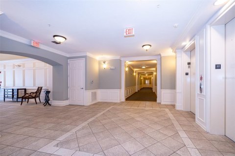 Condo in Orlando, Florida, 3 bedrooms  № 1827862 - photo 12