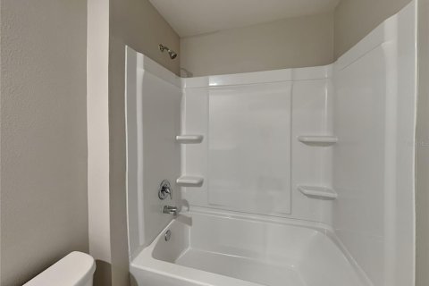 Villa ou maison à louer à Parrish, Floride: 4 chambres, 169.83 m2 № 1833191 - photo 14