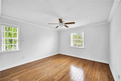 Купить виллу или дом в Майами, Флорида 3 спальни, 147.62м2, № 2060338 - фото 22