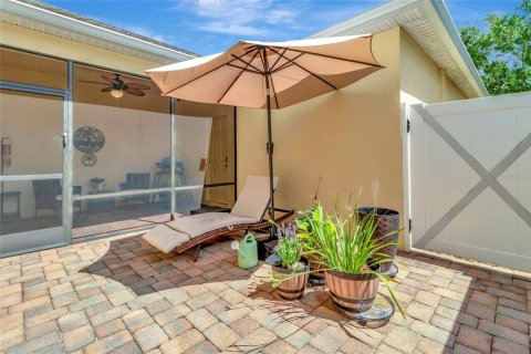 Townhouse in Apopka, Florida 3 bedrooms, 152.36 sq.m. № 2129238 - photo 24
