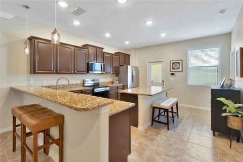 Townhouse in Apopka, Florida 3 bedrooms, 152.36 sq.m. № 2129238 - photo 9