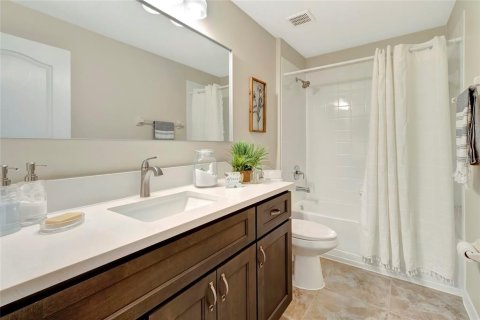 Townhouse in Apopka, Florida 3 bedrooms, 152.36 sq.m. № 2129238 - photo 19