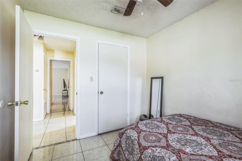 Duplex in Orlando, Florida 3 bedrooms, 115.94 sq.m. № 1912787 - photo 24
