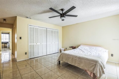 Duplex in Orlando, Florida 3 bedrooms, 115.94 sq.m. № 1912787 - photo 26