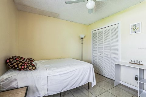 Duplex in Orlando, Florida 3 bedrooms, 115.94 sq.m. № 1912787 - photo 28