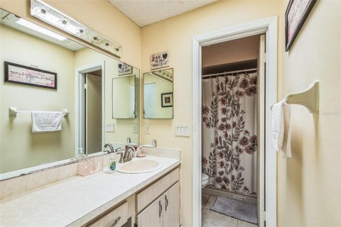 Duplex in Orlando, Florida 3 bedrooms, 115.94 sq.m. № 1912787 - photo 22