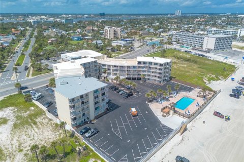 Copropriété à vendre à Daytona Beach, Floride: 2 pièces, 33.72 m2 № 1735570 - photo 12