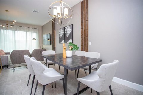 Touwnhouse à vendre à Davenport, Floride: 4 chambres, 173.82 m2 № 2310806 - photo 11