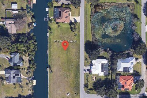 Land in Port Charlotte, Florida № 1860617 - photo 1