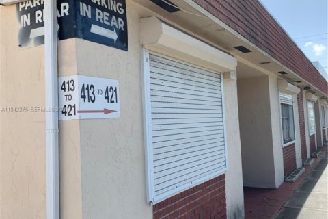 Commercial property in Dania Beach, Florida № 2059747 - photo 10