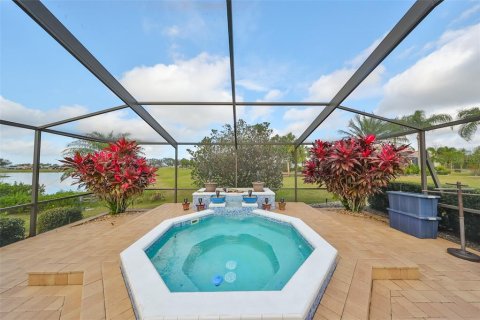 Villa ou maison à vendre à Sun City Center, Floride: 3 chambres, 185.8 m2 № 1511218 - photo 2