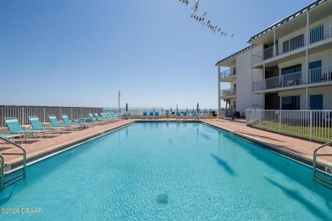 Condo in Daytona Beach, Florida, 1 bedroom  № 2214197 - photo 20